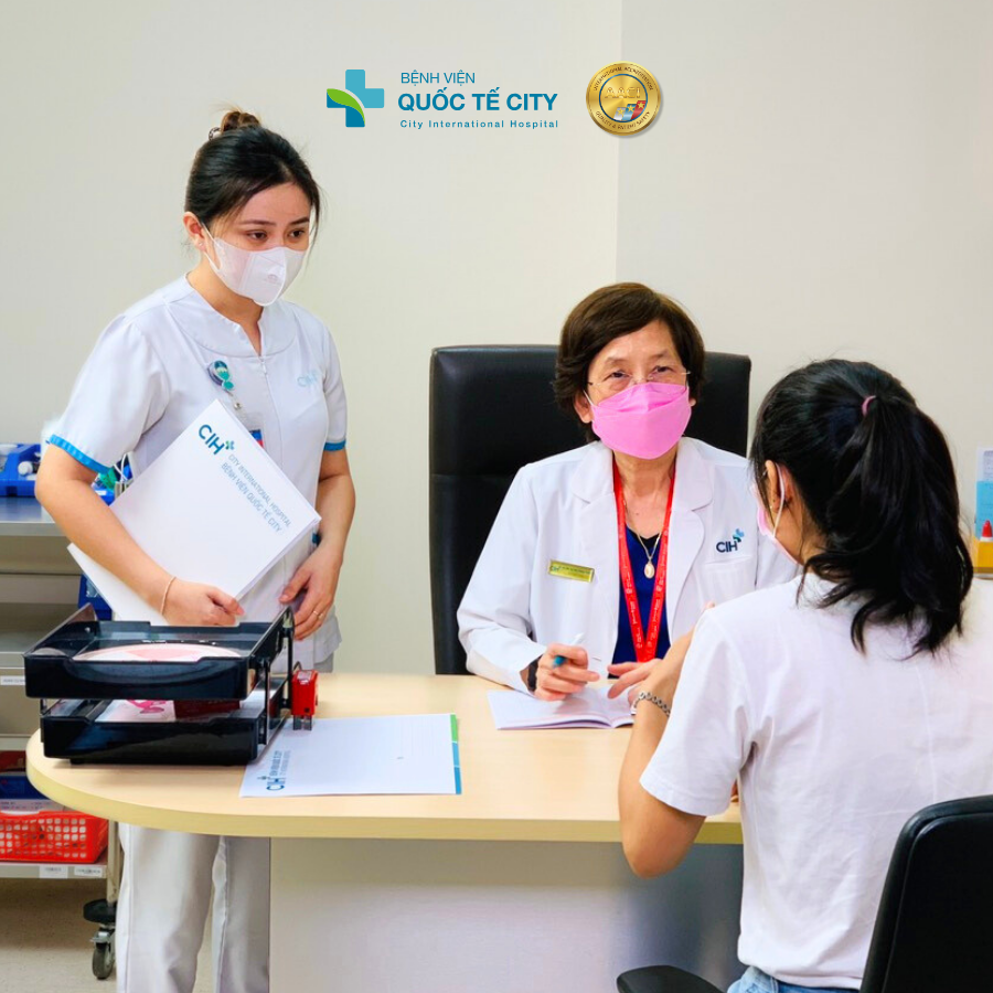 Rất nhiều trường hợp tiền sản giật không có triệu chứng rõ ràng cho đến khi đã chuyển nặng. Do đó, việc khám thai định kỳ cực kỳ quan trọng