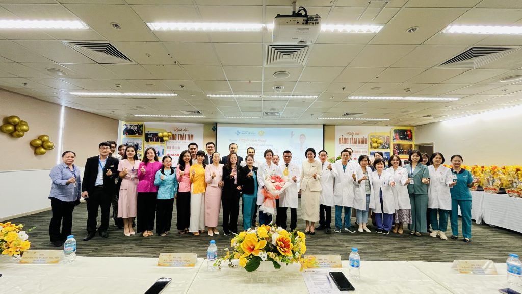 HỘI NGHỊ TỔNG KẾT NGHIÊN CỨU KHOA HỌC - CẢI TIẾN CHẤT LƯỢNG 2025 1 Bia 4