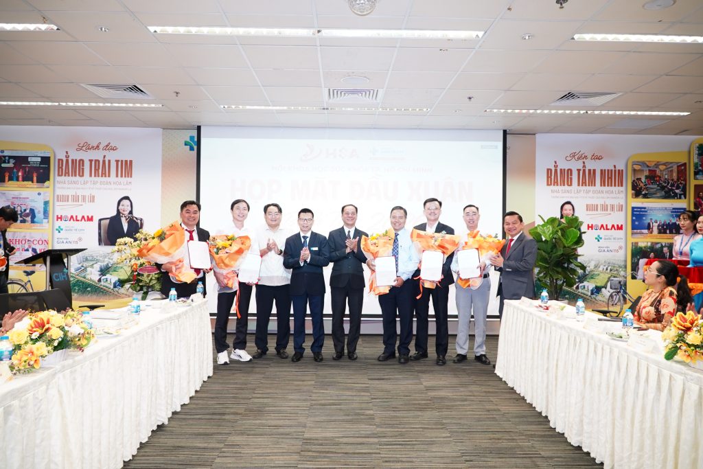 Các Phó Chủ tịch thường trực và Phó Chủ tịch Hội Khoa học Sức khỏe nhiệm kỳ 2025 - 2030