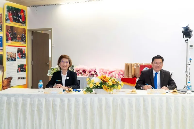 Chủ tọa đoàn hội thảo