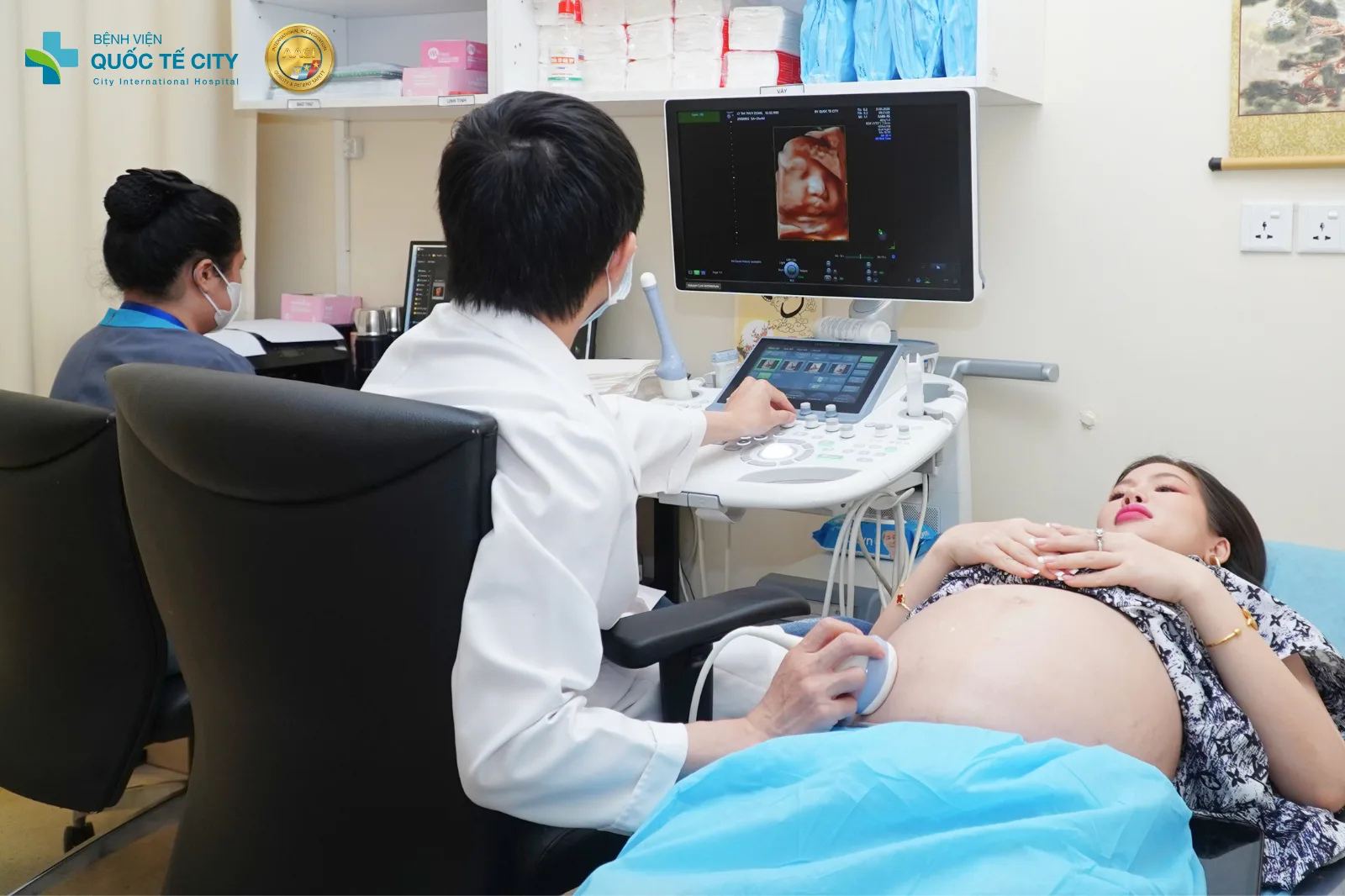 Hệ thống trang thiết bị hiện đại tại BV Quốc tế City sẽ hỗ trợ siêu âm và tầm soát dị tật chính xác