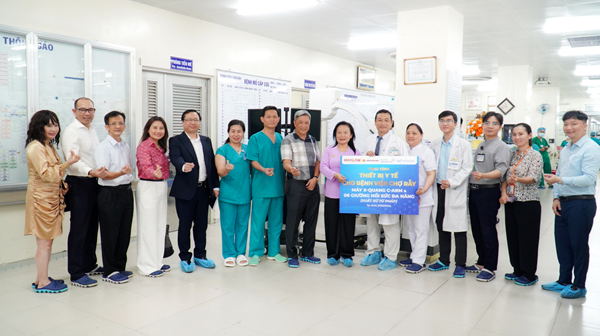 Tập đoàn Hoa Lâm tài trợ thiết bị y tế cho Bệnh viện Chợ Rẫy
