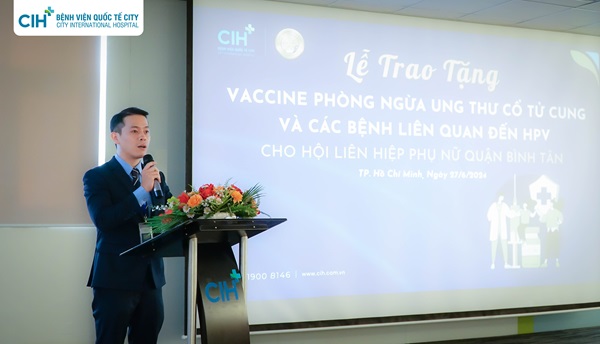 Tặng vaccine ngừa ung thư cổ tử cung cho Hội HLPN quận Bình Tân