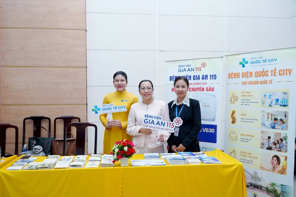 Khu Y tế Kỹ thuật cao TP.HCM gồm Bệnh viện Gia An 115 và Bệnh viện Quốc tế City tại Hội nghị Tiếp xúc, Đối thoại Doanh nghiệp năm 2026.
